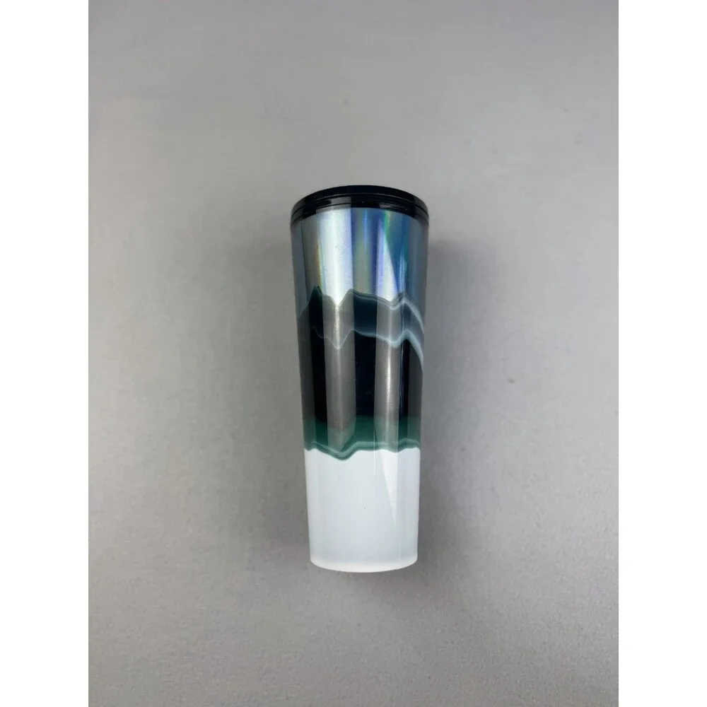 Starbucks 24 Oz Green Wave 2021 Holiday Silver White Venti  Tumbler Cold Cup
